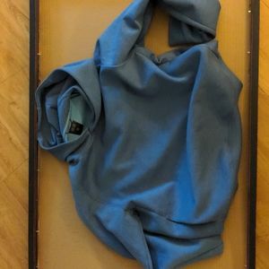 Uniqlo dryfit sweatshirt